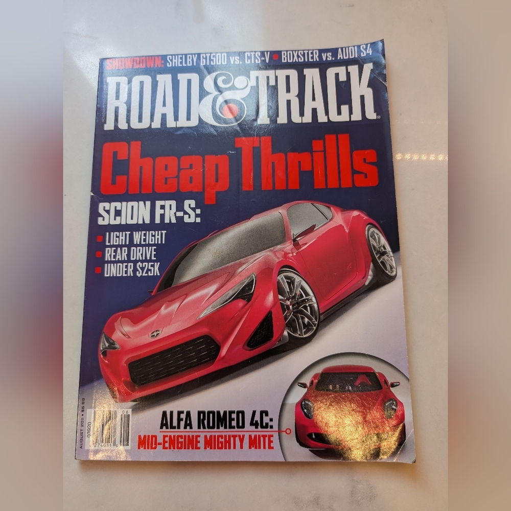 Road & Track Magazine August 2011 Cheap Thrills